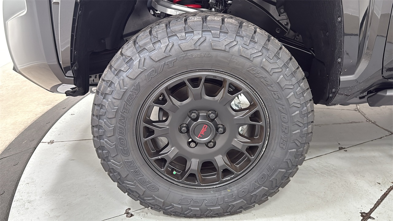 2025 Toyota Tacoma SR5 Double Cab photo 22