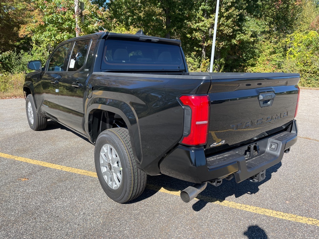 2025 Toyota Tacoma SR5 4x4 Double Cab photo 3