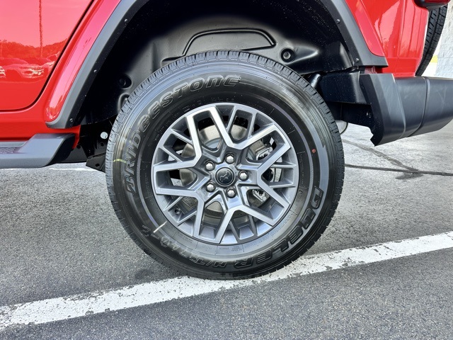 2025 Firecracker Red Clearcoat Jeep Wrangler Sahara 4X4 SUV