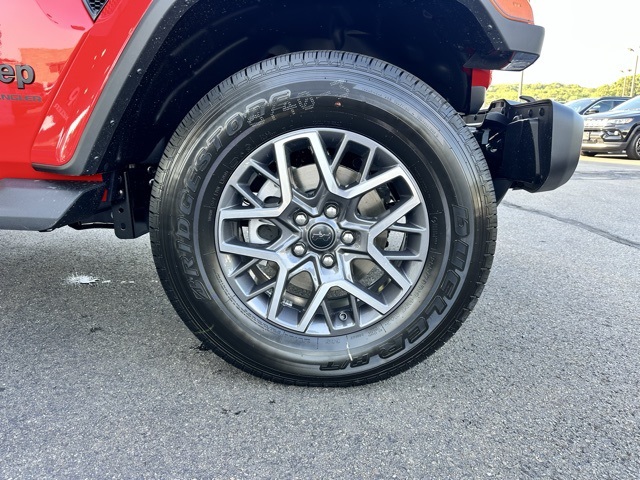 2025 Firecracker Red Clearcoat Jeep Wrangler Sahara 4X4 SUV