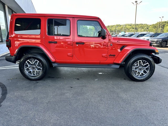 2025 Firecracker Red Clearcoat Jeep Wrangler Sahara 4X4 SUV