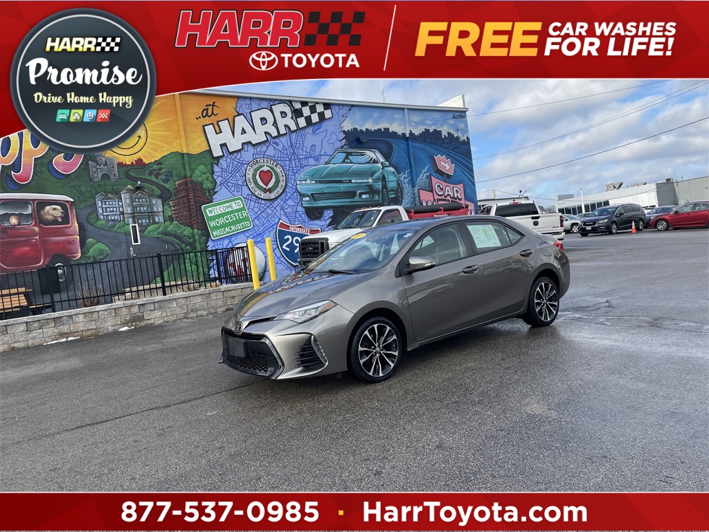 2017 Toyota Corolla SE's photo