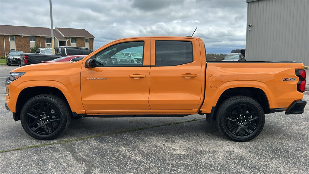 2025 Chevrolet Colorado Z71 photo 4