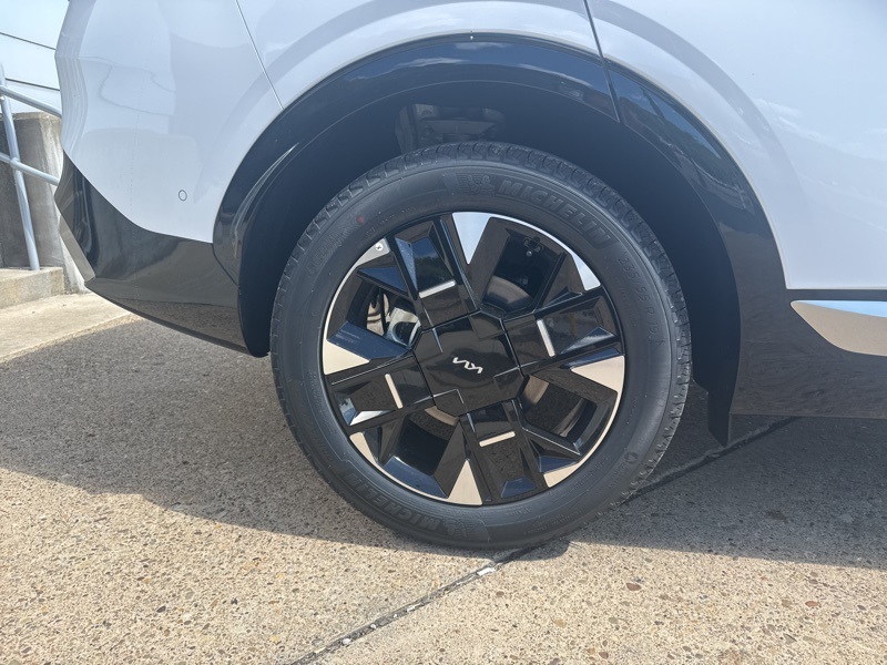 2026 Kia Sportage photo 9