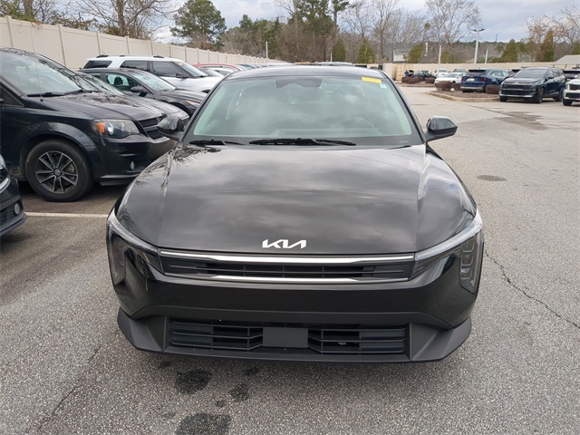 2025 Kia K4 LXS's photo