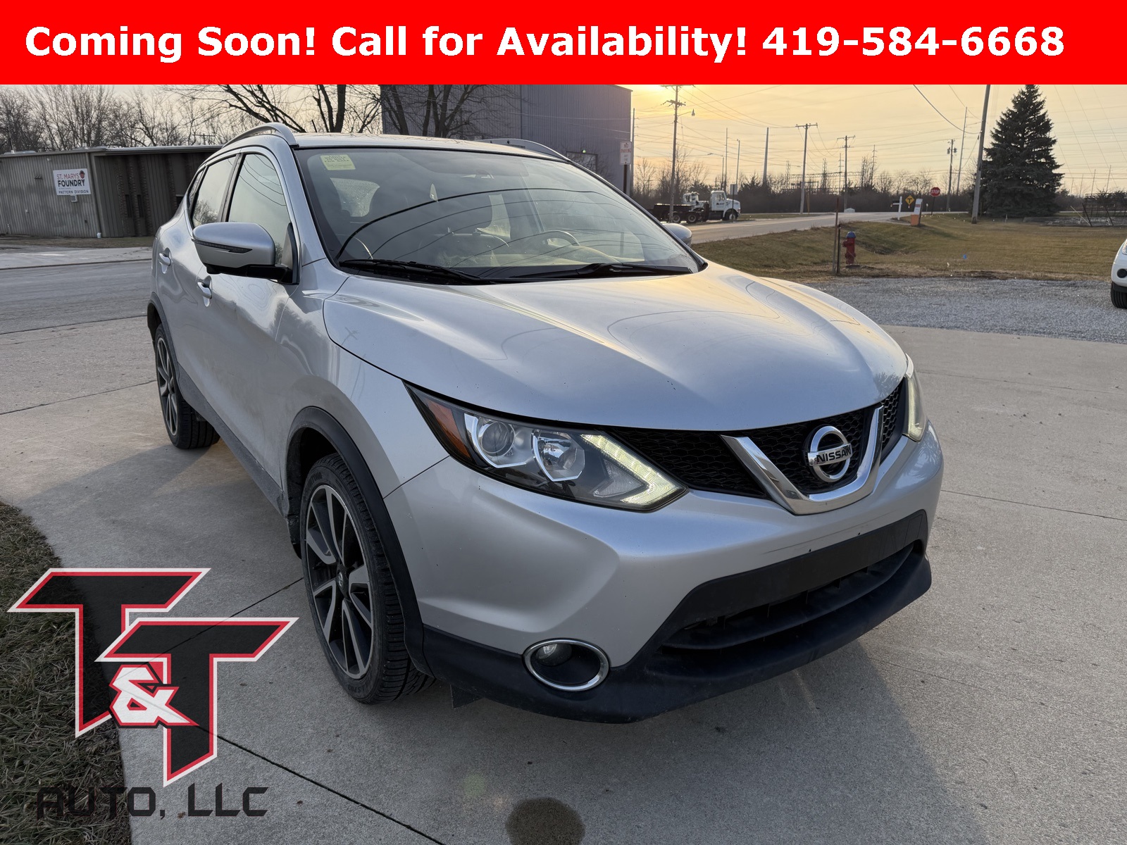 2017 Nissan Rogue Sport SL's photo
