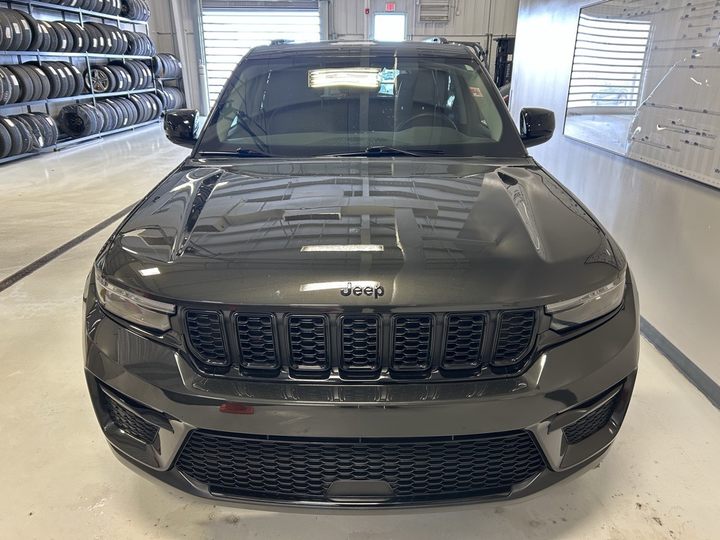 used 2023 Jeep Grand Cherokee car, priced at $27,786