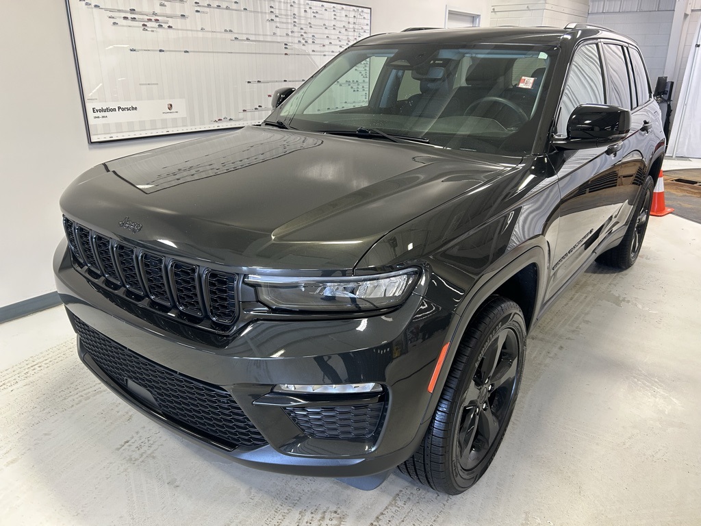 used 2023 Jeep Grand Cherokee car, priced at $27,786