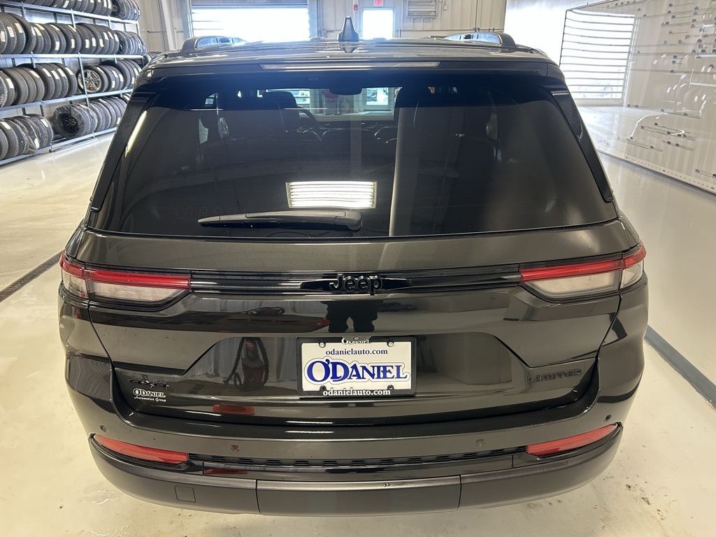used 2023 Jeep Grand Cherokee car, priced at $27,786