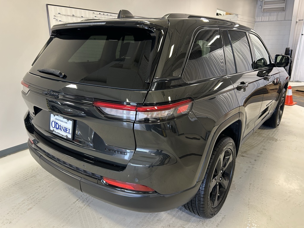 used 2023 Jeep Grand Cherokee car, priced at $27,786