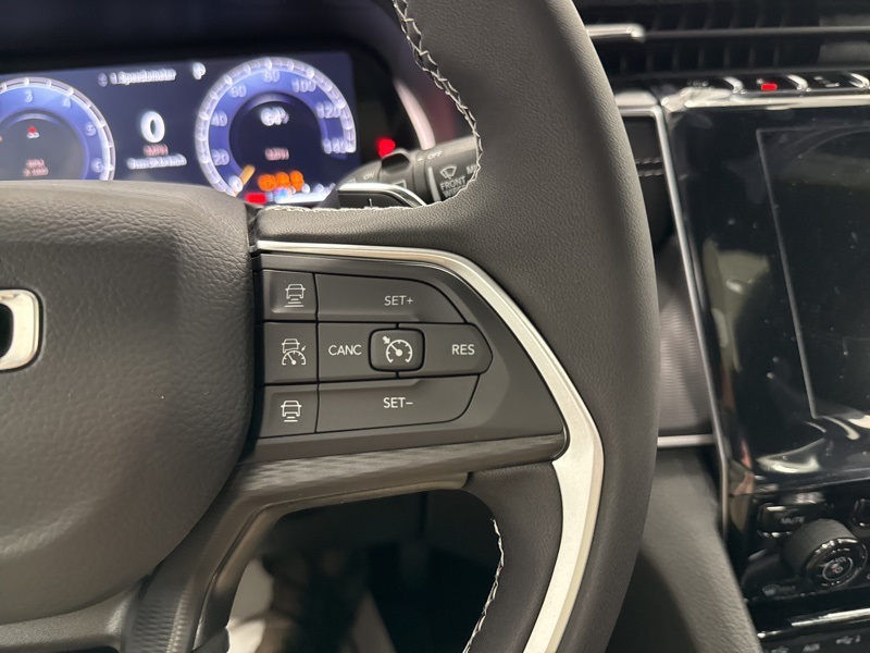 2025 Jeep Grand Cherokee Altitude X photo 25