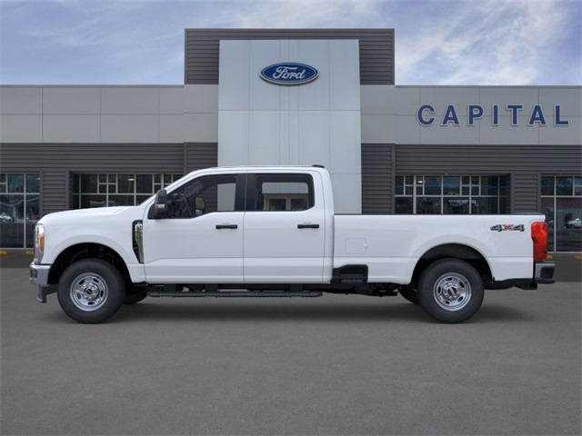 2025 Ford F-250 XL photo 3