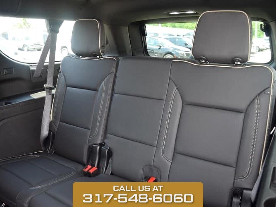 2024 Pearl Chevrolet Suburban Premier 4X4 SUV