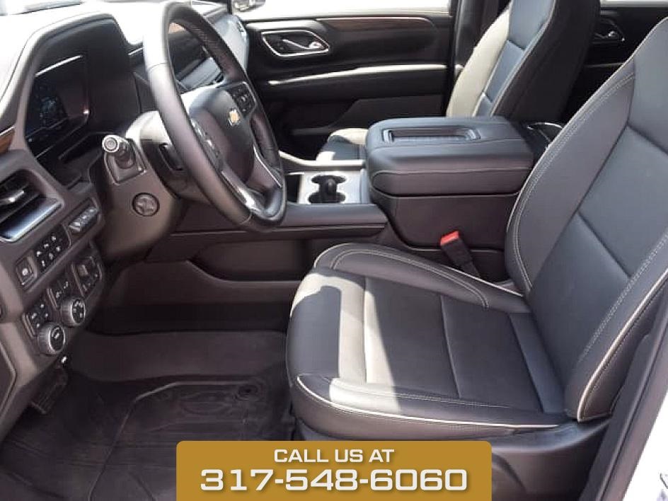 2024 Pearl Chevrolet Suburban Premier 4X4 SUV