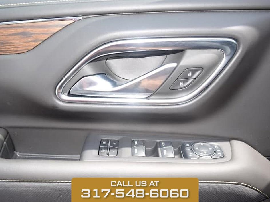 2024 Pearl Chevrolet Suburban Premier 4X4 SUV