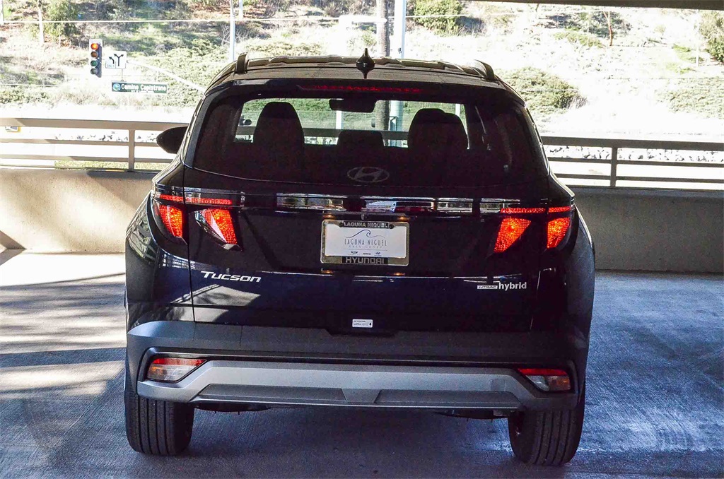 2026 Hyundai Tucson Hybrid SEL photo 2