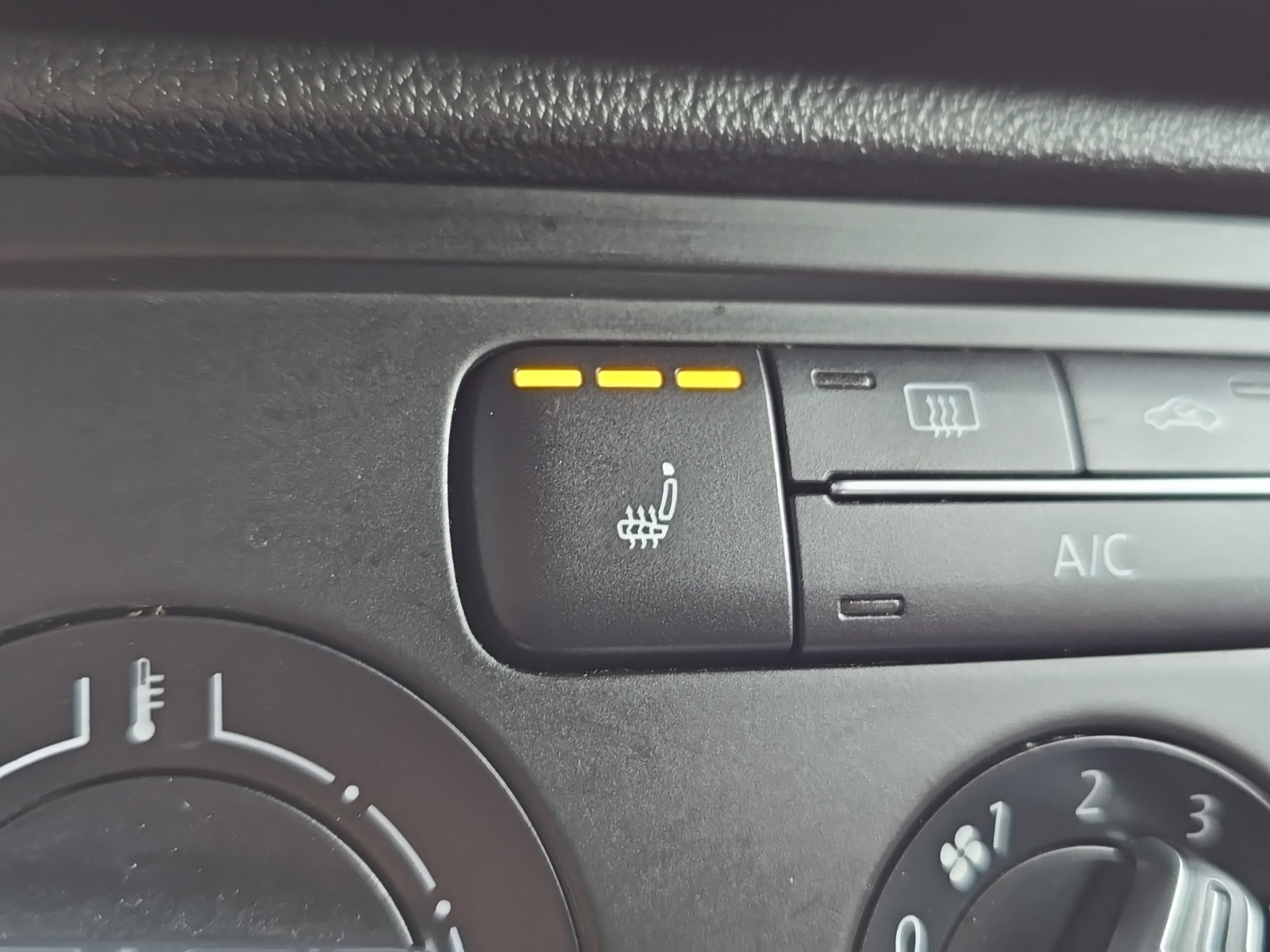 used 2013 Volkswagen Beetle car, priced at $14,200