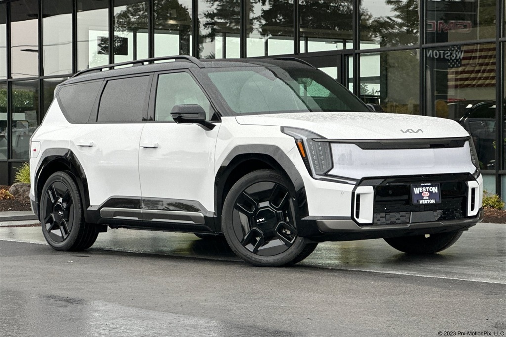 new 2026 Kia EV9 car, priced at $73,735