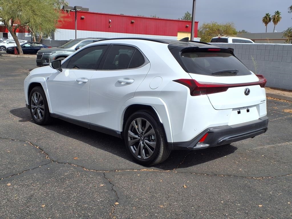 2024 Lexus UX 250h F SPORT Handling photo 23