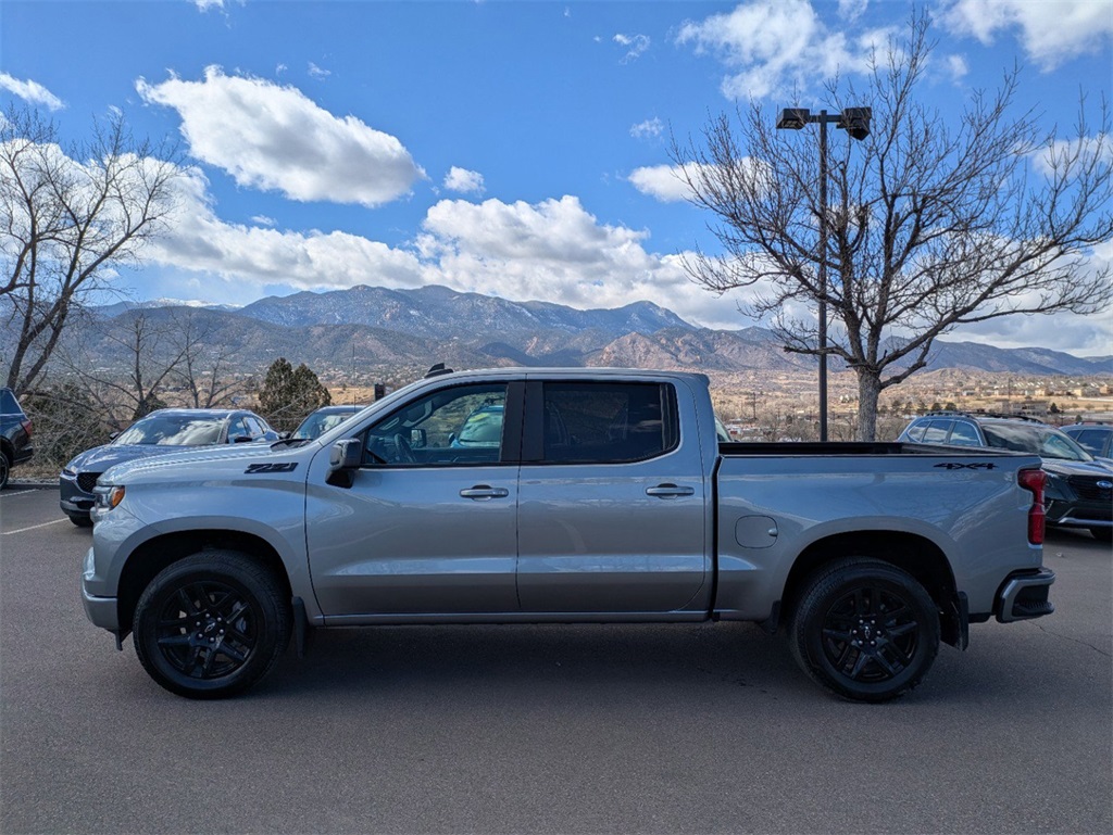 2025 Chevrolet Silverado 1500 RST photo 5