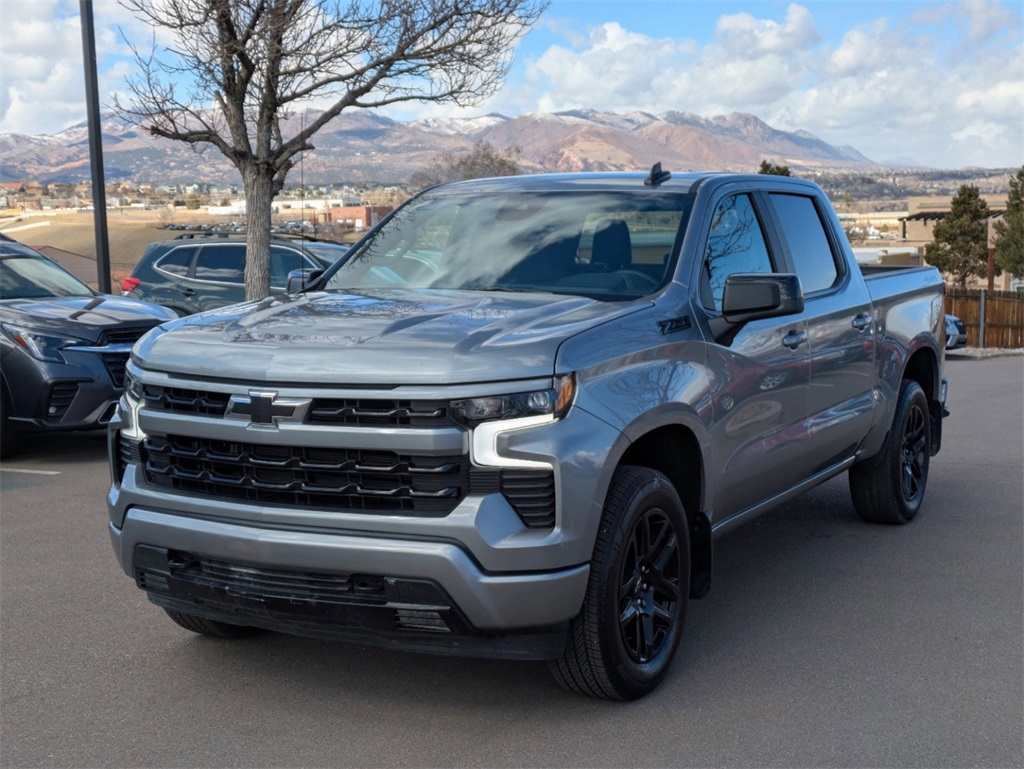 2025 Chevrolet Silverado 1500 RST photo 6