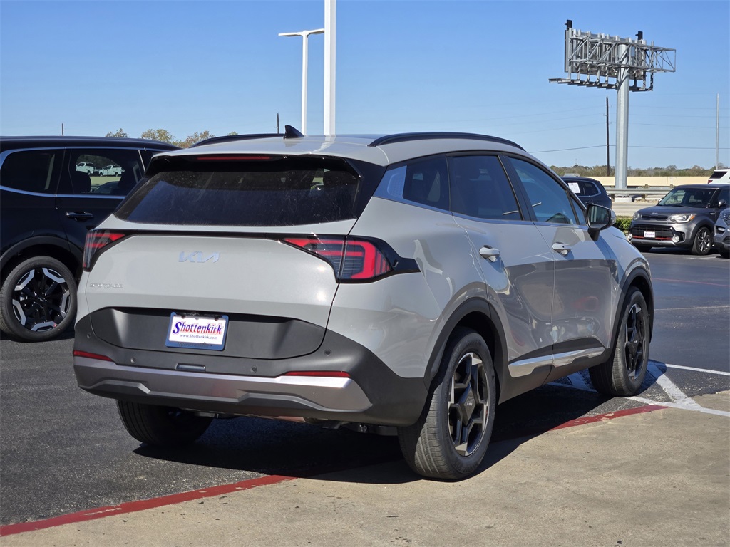 2026 Kia Sportage EX photo 3