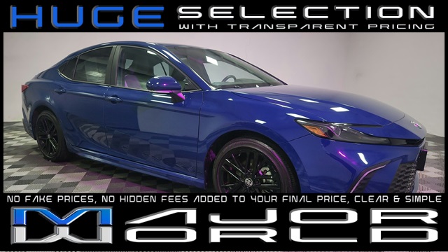 2025 Toyota Camry SE FWD