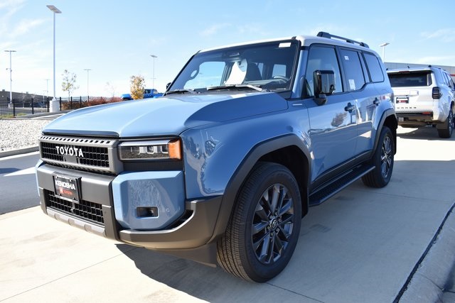 CARSERVICE×TOYOTA JKT BLUE/BEIGE New Heritage Blue 2026 Toyota Land Cruiser Land Cruiser for Sale