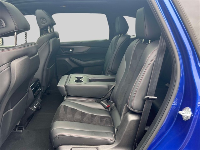 used 2023 Acura MDX car, priced at $41,776