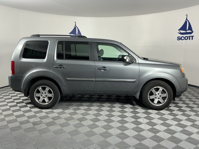 used 2009 Honda Pilot car, priced at $6,973