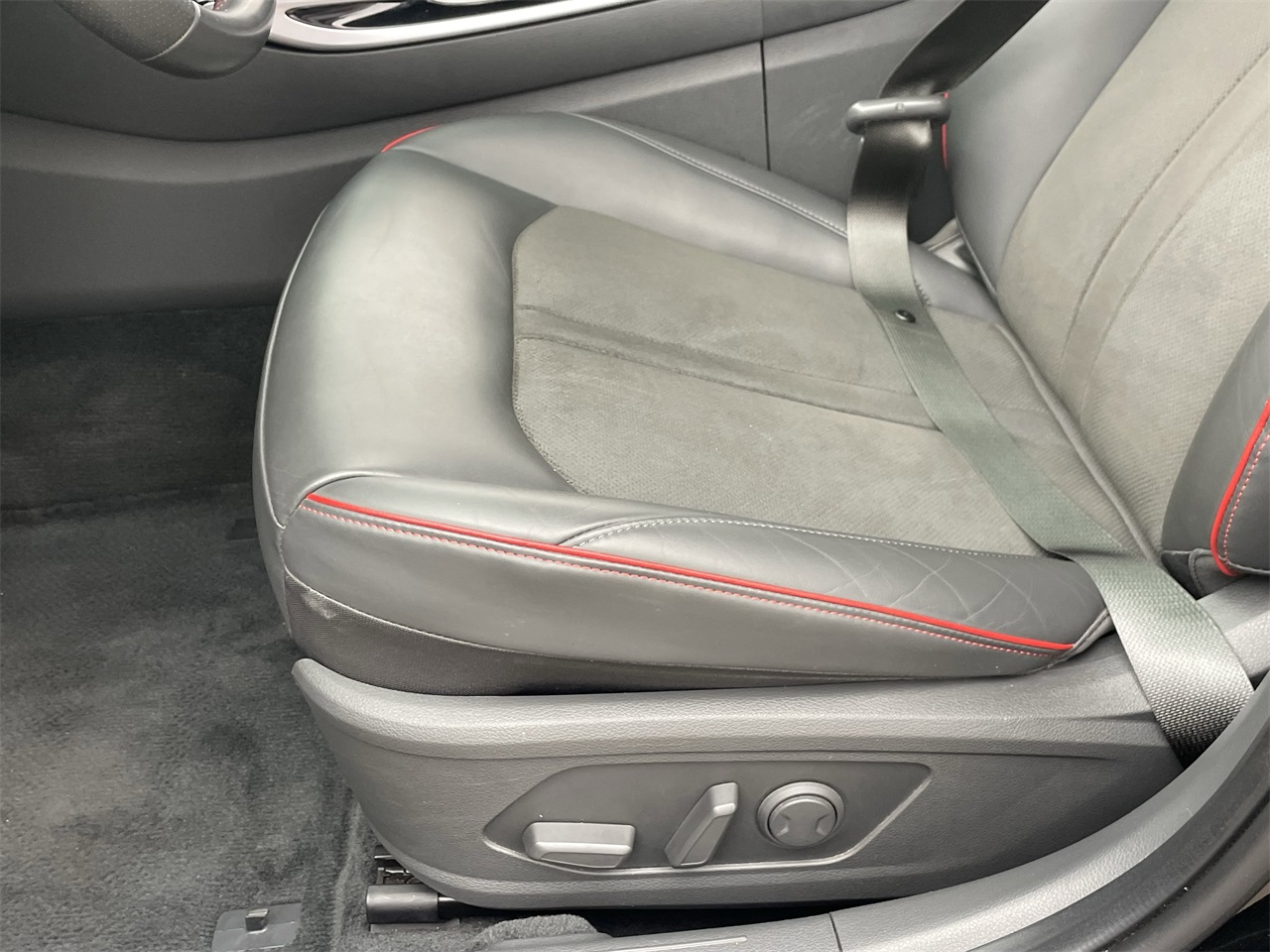 used 2023 Hyundai Sonata car, priced at $18,599