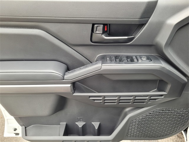 2025 Toyota Tacoma SR5 Double Cab photo 10