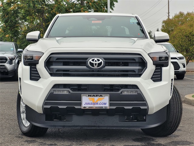 2025 Toyota Tacoma SR5 Double Cab photo 2