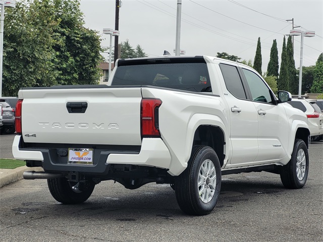2025 Toyota Tacoma SR5 Double Cab photo 5