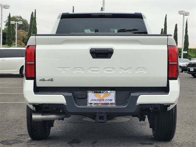 2025 Toyota Tacoma SR5 Double Cab photo 6