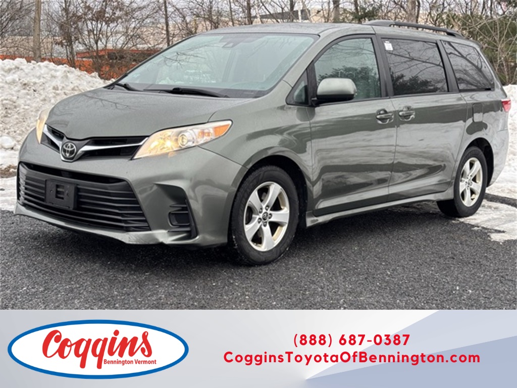 2018 Toyota Sienna LE