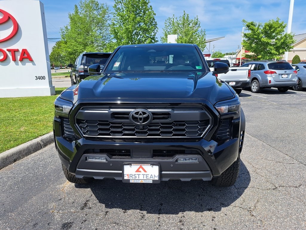 2025 Toyota Tacoma TRD Off-Road 4D Double Cab 4WD 3