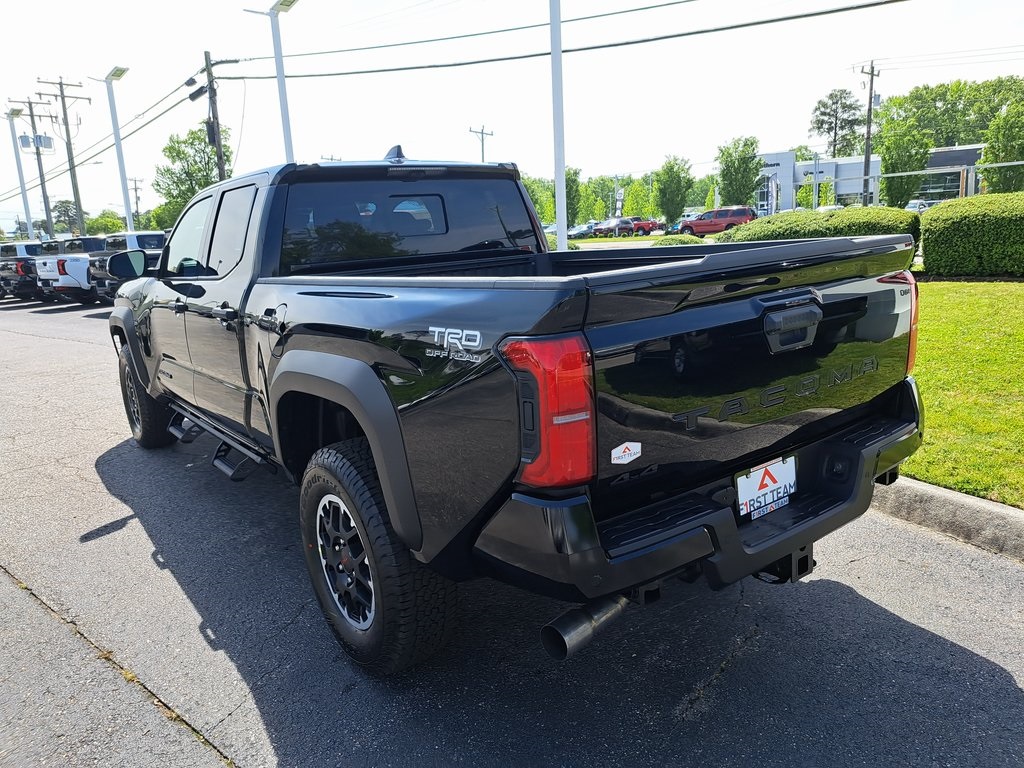 2025 Toyota Tacoma TRD Off-Road 4D Double Cab 4WD 8