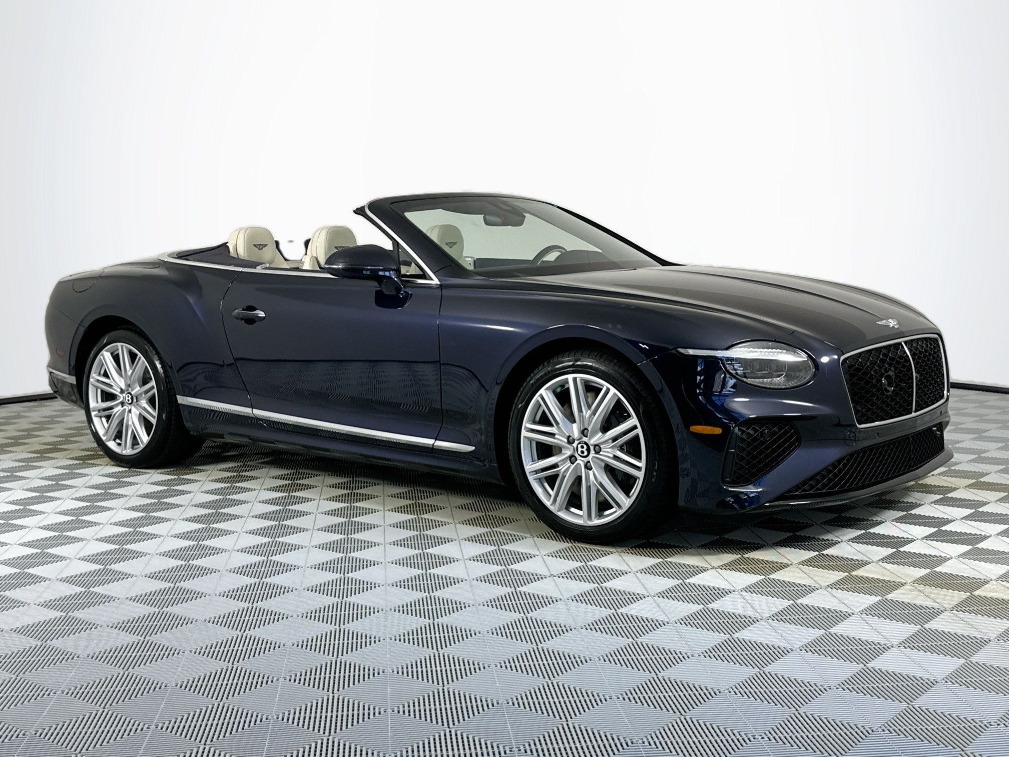 new 2026 Bentley Continental GTC car