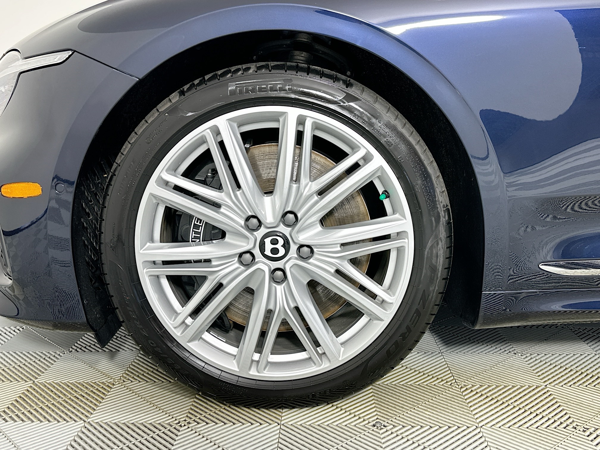 new 2026 Bentley Continental GTC car