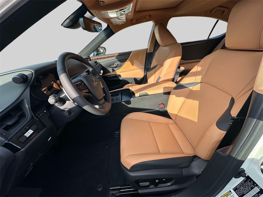new 2025 Lexus ES car, priced at $51,114