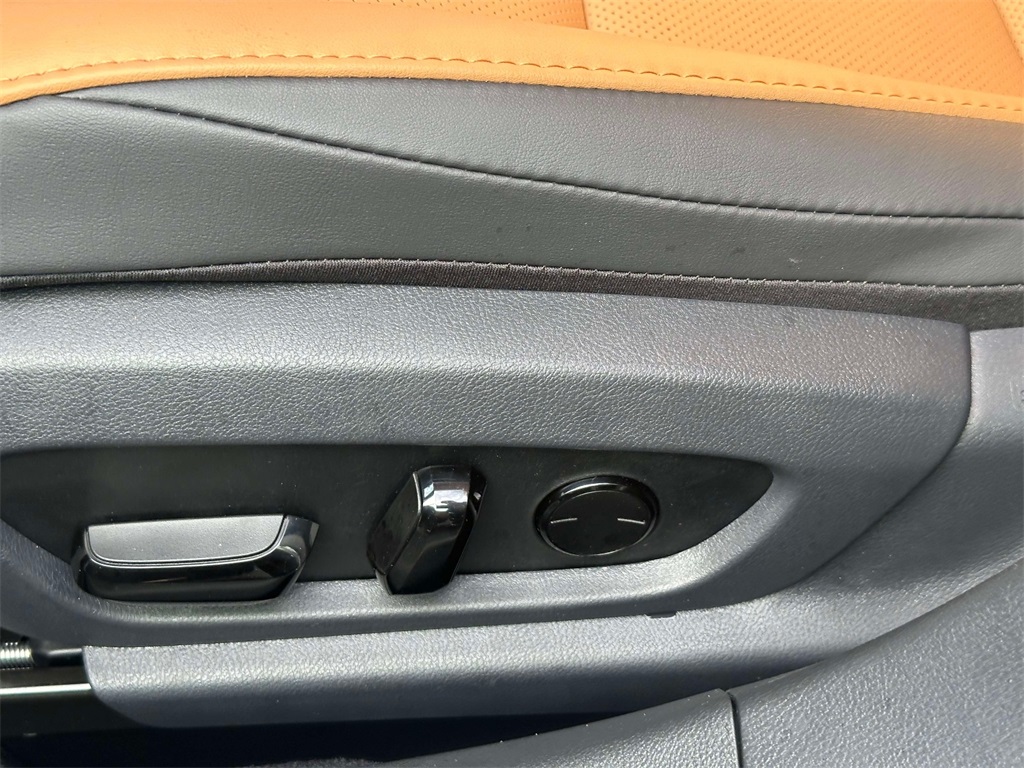 new 2025 Lexus ES car, priced at $51,114