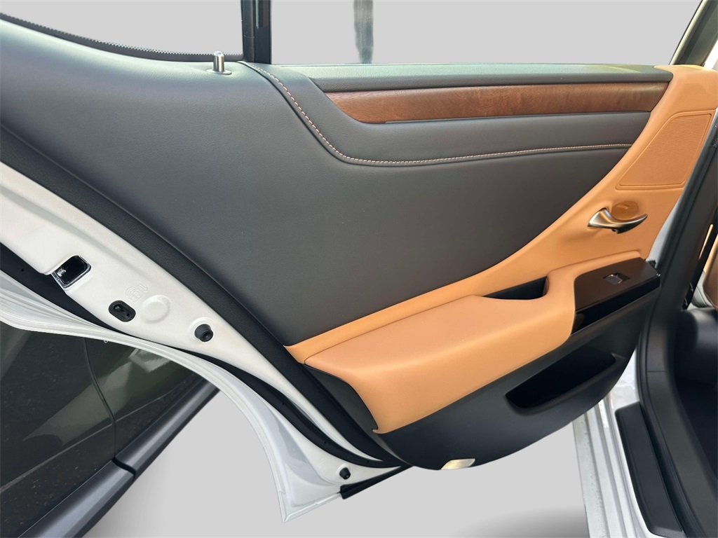 new 2025 Lexus ES car, priced at $51,114