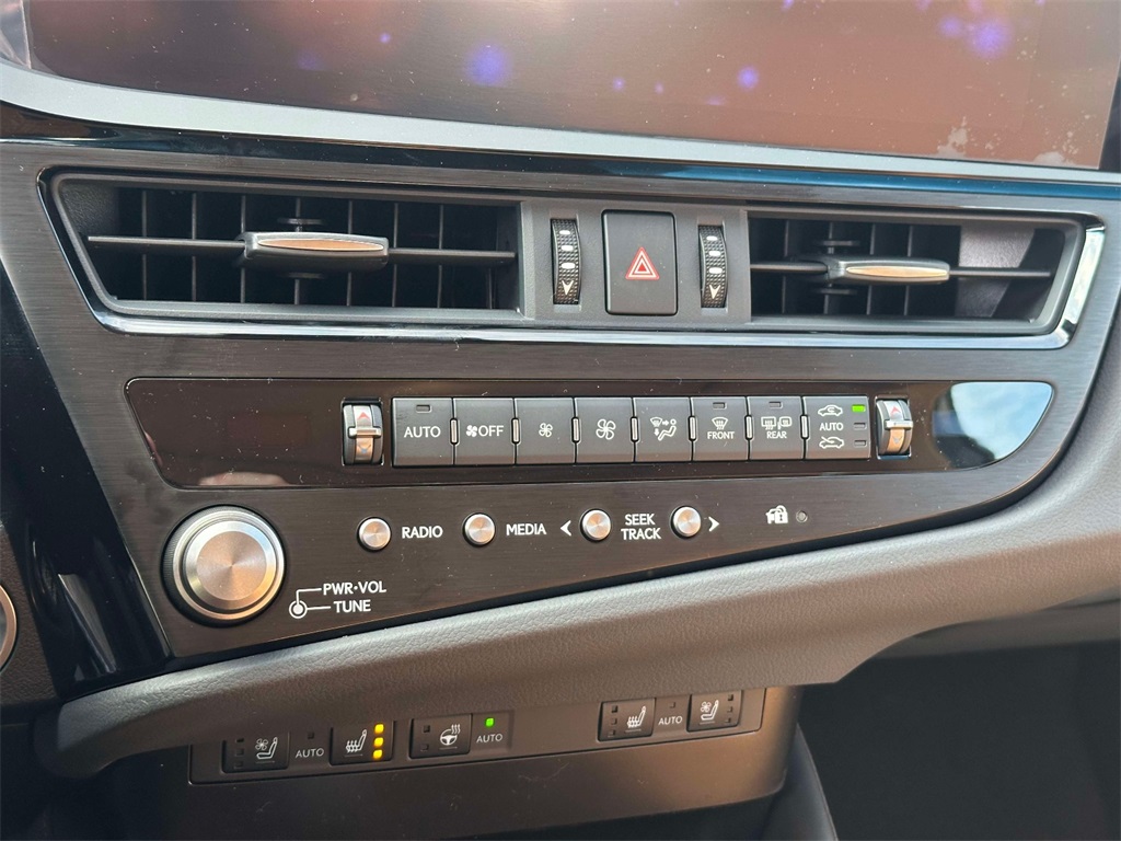 new 2025 Lexus ES car, priced at $51,114