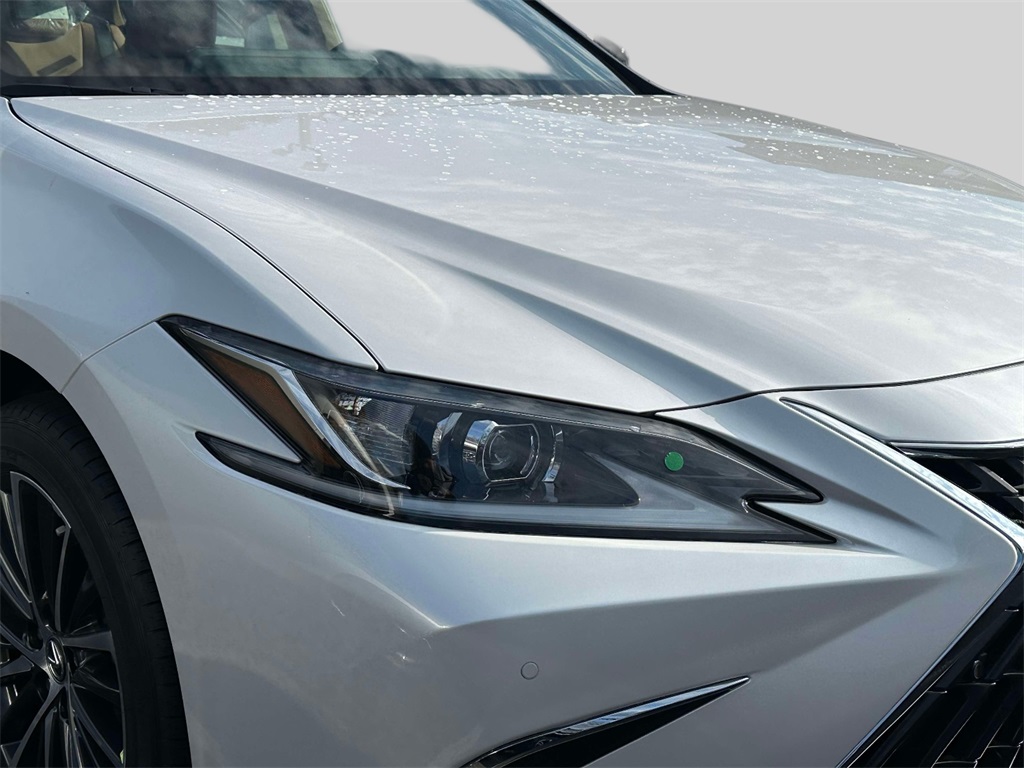new 2025 Lexus ES car, priced at $51,114