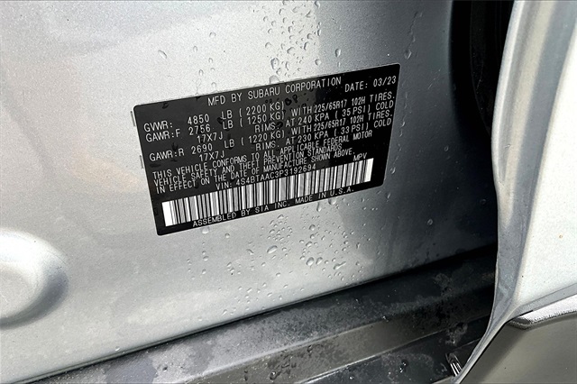 2023 Ice Silver Metallic Subaru Outback 2.5i AWD SUV