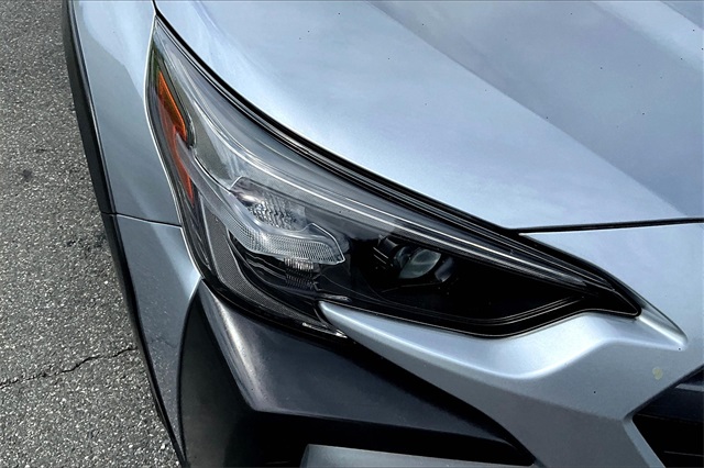 2023 Ice Silver Metallic Subaru Outback 2.5i AWD SUV
