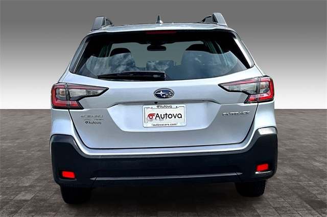 2023 Ice Silver Metallic Subaru Outback 2.5i AWD SUV