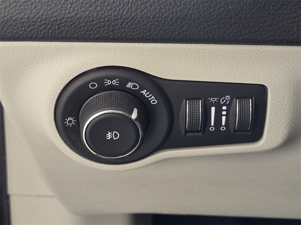 used 2018 Jeep Compass car, priced at $12,000