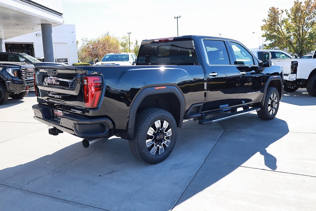 2026 Gmc Sierra 3500 HD Denali photo 3